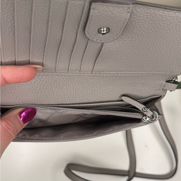 Michael Kors Pearl Grey Pebbled Leather Convertible Crossbody Bag Wallet Purse - Picture 6 of 7